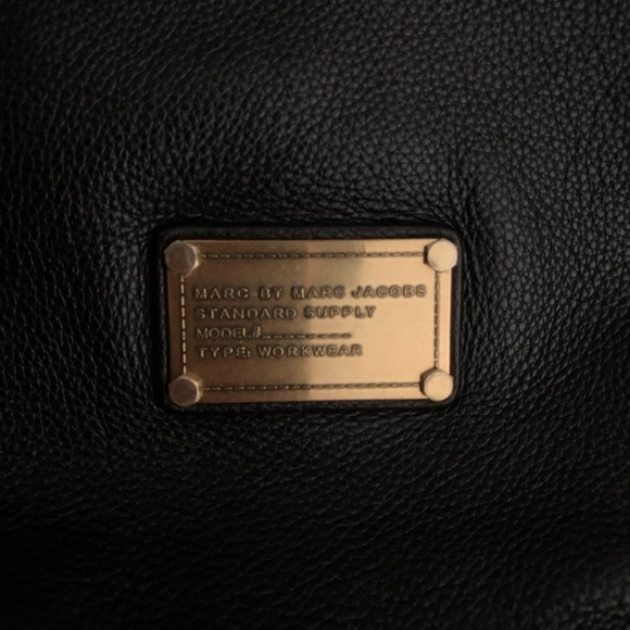 Marc by Marc Jacobs purse - Large - Picture 4 of 7